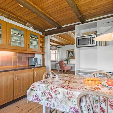 Apartment 3 Bedroom Amazing In