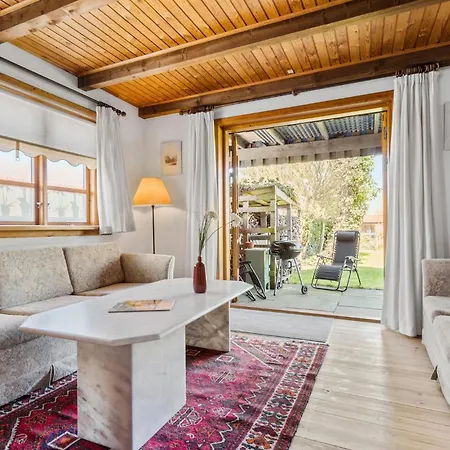3 Bedroom Amazing In Apartment